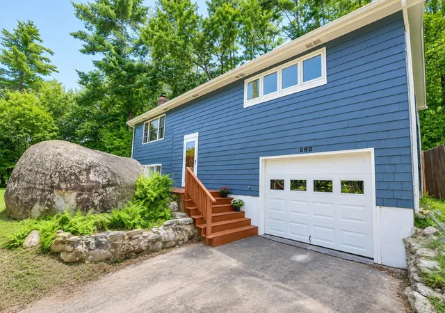 Photo 3 of Sale Pending at 292 Wilsons Crossing Rd, Auburn, NH 03032 | MLS# 5105930 | Listing updated on 2026-09-12