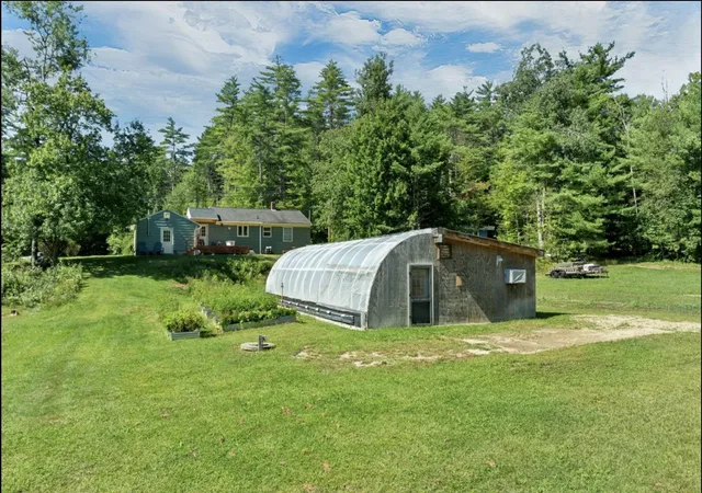 Photo 2 of Single family home for sale at 2031 Eaton Rd, Center Conway, NH 03813 | MLS# 5105988 | Listing updated on 2026-09-08
