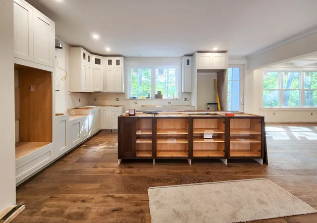 Photo 3 of Single family home for sale at 10 Stillwater Dr, Greenland, NH 03840 | MLS# 5106007 | Listing updated on 2026-09-08