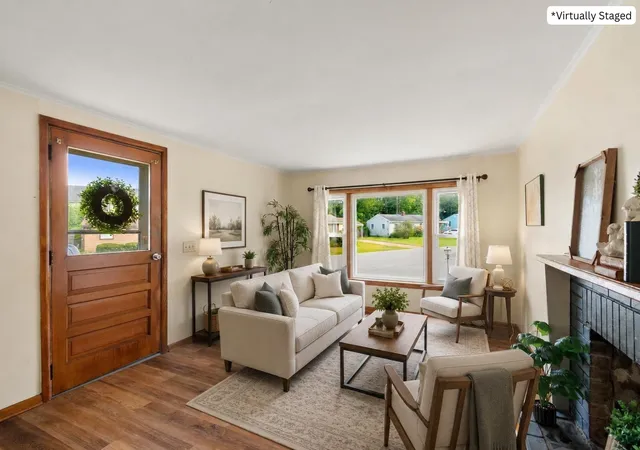 Photo 2 of Single family home for sale at 27 Sherry Rd, South Burlington, VT 05403 | MLS# 5106516 | Listing updated on 2026-09-10