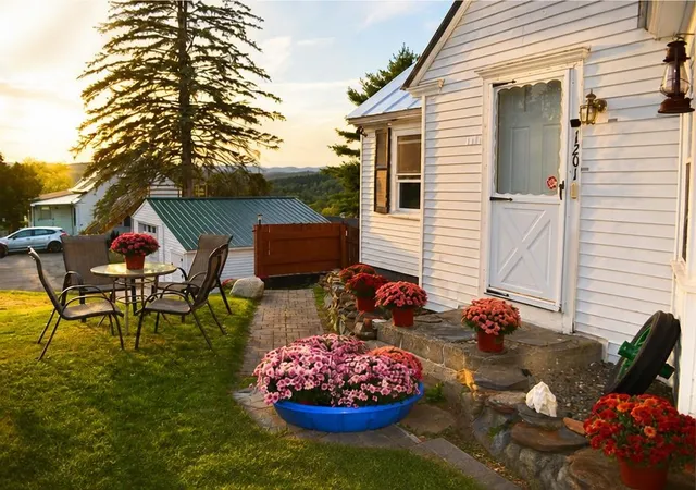 Photo 1 of Single family home for sale at 1201 Concord Ave, St. Johnsbury, VT 05819 | MLS# 5106658 | Listing updated on 2026-09-18