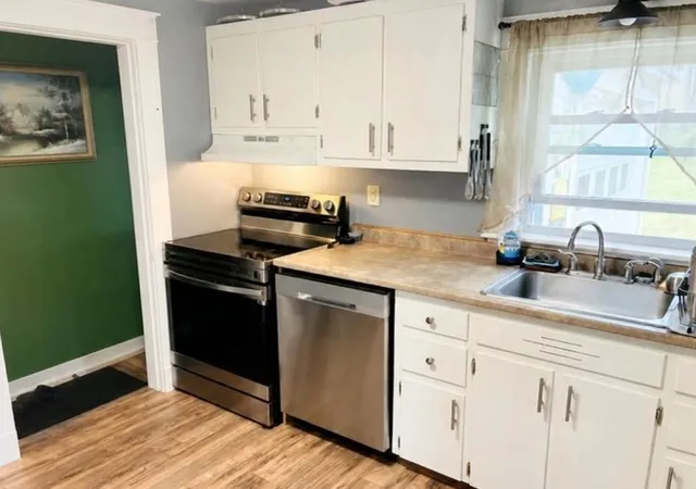Photo 3 of Single family home for sale at 1201 Concord Ave, St. Johnsbury, VT 05819 | MLS# 5106658 | Listing updated on 2026-09-18