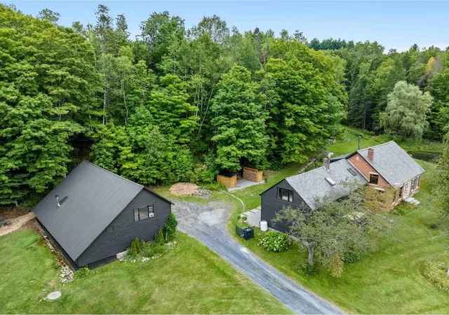 Photo 4 of Single family home for sale at 3171 Brook Rd, Plainfield, VT 05667 | MLS# 5107066 | Listing updated on 2026-09-04