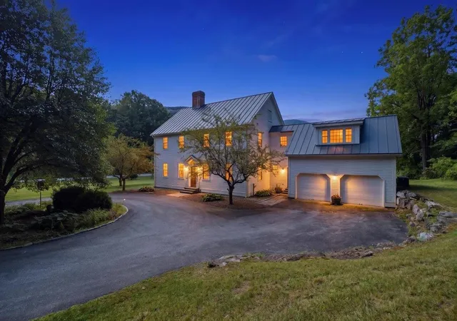 Single family home for sale at 601 Riverbend Dr, Manchester, VT 05254 | MLS# 5107271
