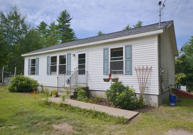 Photo 1 of Single family home for sale at 115 Weona Dr, Freedom, NH 03836 | MLS# 5107301 | Listing updated on 2026-10-06
