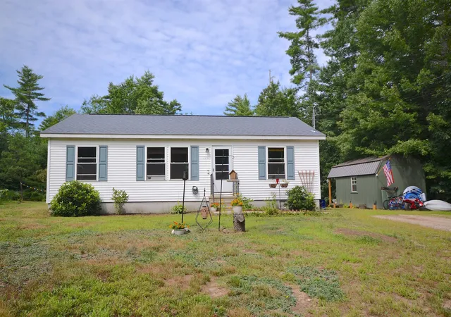 Photo 3 of Single family home for sale at 115 Weona Dr, Freedom, NH 03836 | MLS# 5107301 | Listing updated on 2026-09-12