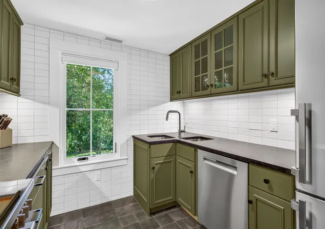 Photo 4 of Single family home for sale at 494-564 Goodaleville Rd, Jamaica, VT 05343 | MLS# 5107418 | Listing updated on 2026-09-06