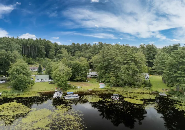 Photo 3 of Single family home for sale at 18 Holiday Shore Dr, Dunbarton, NH 03046 | MLS# 5107425 | Listing updated on 2026-09-09
