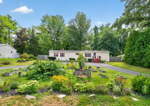 Photo 1 of Single family home for sale at 74 Long Hl Rd, Dover, NH 03820 | MLS# 5107430 | Listing updated on 2026-09-08