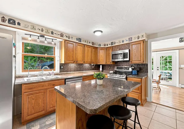 Photo 2 of Single family home for sale at 7 True Rd, Pittsfield, NH 03263 | MLS# 5107431 | Listing updated on 2026-09-03