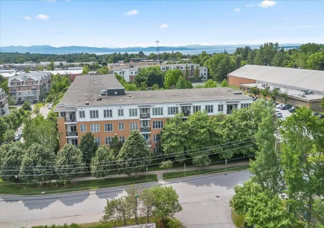 Condo for sale at 370 Farrell St #218, South Burlington, VT 05403 | MLS# 5107473