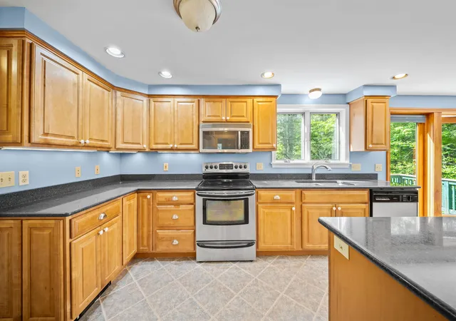Photo 1 of Single family home for sale at 18 Garrison Ln, Madbury, NH 03823 | MLS# 5107604 | Listing updated on 2026-09-09