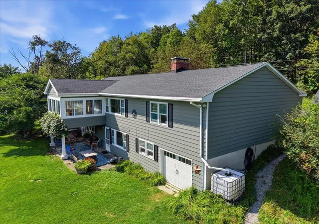 Photo 2 of Single family home for sale at 66 Crosier Private Rd, Shaftsbury, VT 05262 | MLS# 5107608 | Listing updated on 2026-09-28