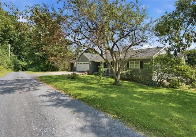 Photo 4 of Single family home for sale at 66 Crosier Private Rd, Shaftsbury, VT 05262 | MLS# 5107608 | Listing updated on 2026-09-28