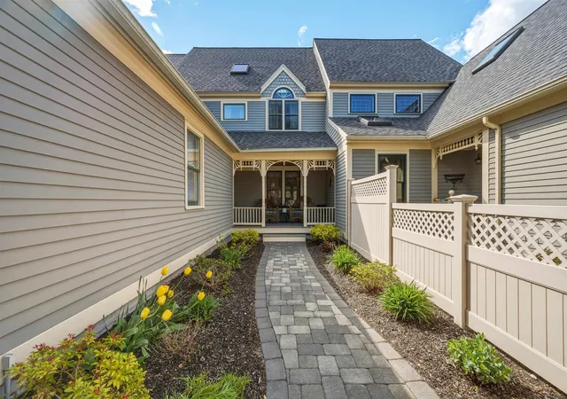 Photo 2 of Sale Pending at 579 Sagamore Ave #24, Portsmouth, NH 03801 | MLS# 5107609 | Listing updated on 2026-09-10