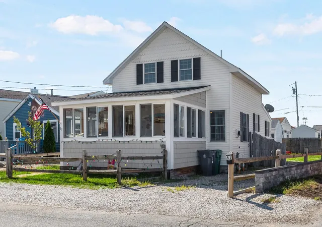 Photo 1 of Single family home for sale at 61 Is Path, Hampton, NH 03842 | MLS# 5107612 | Listing updated on 2026-09-14