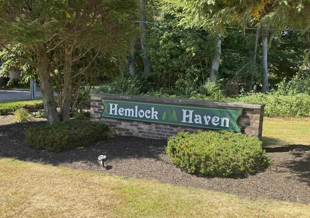 Photo 1 of Manufactured home for sale at 51 Hemlock Hvn #51, Hampton, NH 03842 | MLS# 5107617 | Listing updated on 2026-09-05