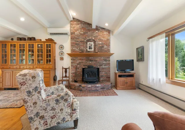 Photo 4 of Single family home for sale at 58 Hi Hopes Rd, Wardsboro, VT 05355 | MLS# 5107623 | Listing updated on 2026-09-09