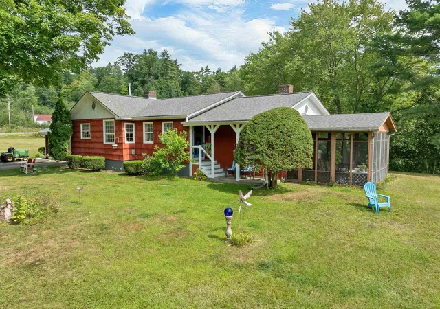 Photo 3 of Single family home for sale at 152 Parade Rd, Barnstead, NH 03218 | MLS# 5107636 | Listing updated on 2026-09-02