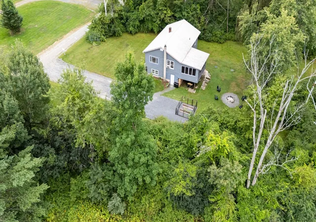 Photo 1 of Single family home for sale at 189 Dutton District Rd, Springfield, VT 05156 | MLS# 5107639 | Listing updated on 2026-09-10