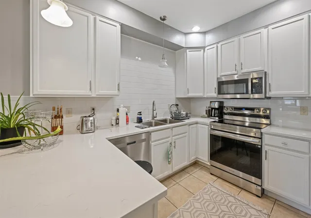 Photo 2 of Townhouse for sale at 1044 North Ave #8, Burlington, VT 05408 | MLS# 5107646 | Listing updated on 2026-09-01