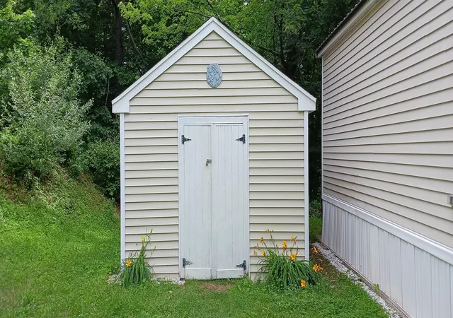 Photo 3 of Manufactured home for sale at 21 Winding Hl, Brattleboro, VT 05301 | MLS# 5107649 | Listing updated on 2026-09-03