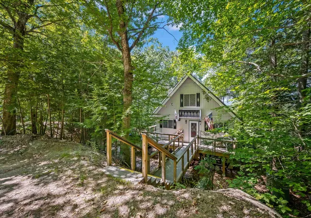Photo 3 of Single family home for sale at 18 Jungfrau Rd, Madison, NH 03849 | MLS# 5107651 | Listing updated on 2026-09-01