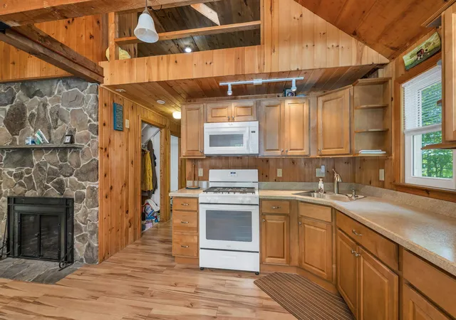 Photo 3 of Single family home for sale at 10 Patty Pl, Sanbornville, NH 03872 | MLS# 5107652 | Listing updated on 2026-09-03