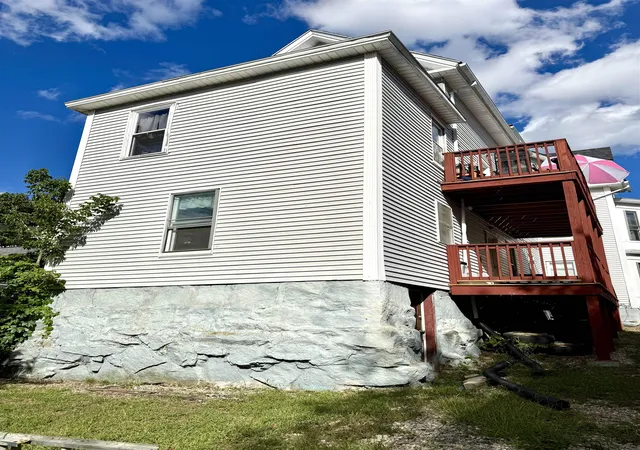 Photo 3 of Sale Pending at 82 Ashland St, Manchester, NH 03104 | MLS# 5107653 | Listing updated on 2026-09-08