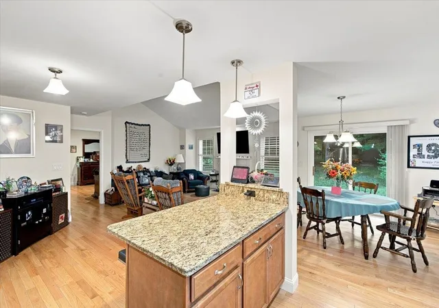 Photo 3 of Single family home for sale at 4 Sunningdale Dr, Somersworth, NH 03878 | MLS# 5107661 | Listing updated on 2026-09-15