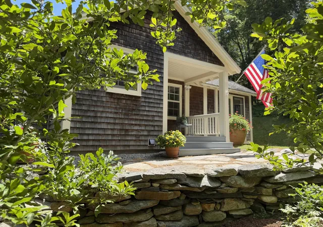 Photo 3 of Single family home for sale at 245 S Wardsboro Rd, Newfane, VT 05345 | MLS# 5107663 | Listing updated on 2026-09-23