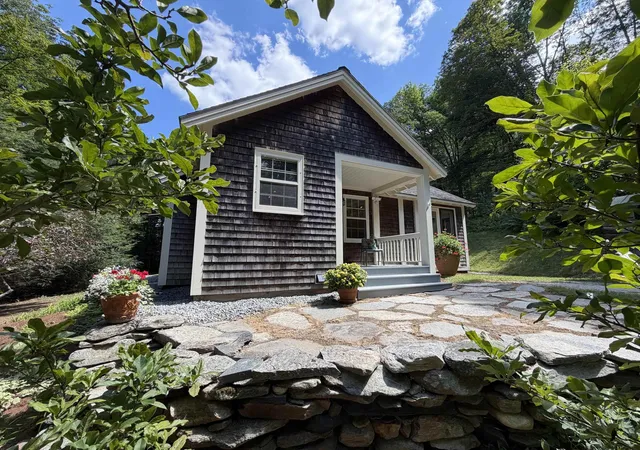 Photo 4 of Single family home for sale at 245 S Wardsboro Rd, Newfane, VT 05345 | MLS# 5107663 | Listing updated on 2026-09-23
