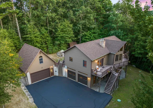 Photo 1 of Single family home for sale at 106 Lakewood Dr, Alton Bay, NH 03810 | MLS# 5107665 | Listing updated on 2026-09-12