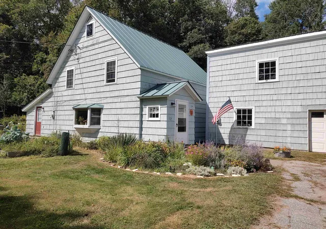 Photo 3 of Single family home for sale at 5 Greenhouse Ave, Randolph, VT 05060 | MLS# 5107669 | Listing updated on 2026-09-01
