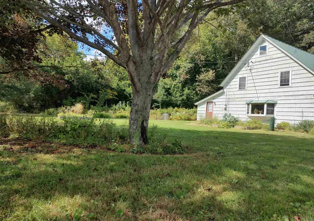 Photo 4 of Single family home for sale at 5 Greenhouse Ave, Randolph, VT 05060 | MLS# 5107669 | Listing updated on 2026-09-01