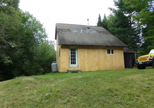 Photo 3 of Single family home for sale at 16 Keenan Pond Rd, Topsham, VT 05076 | MLS# 5107670 | Listing updated on 2026-09-17