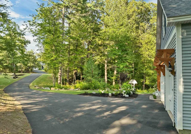 Photo 3 of Single family home for sale at 33 Beaverside D Dr, Center Harbor, NH 03226 | MLS# 5107683 | Listing updated on 2026-10-05