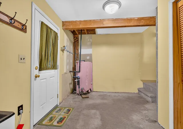 Photo 4 of Single family home for sale at 514 Old Ti Rd, Bomoseen, VT 05732 | MLS# 5107690 | Listing updated on 2026-09-27