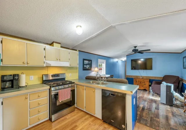 Photo 3 of Manufactured home for sale at 5 Walnut Dr, Ashland, NH 03217 | MLS# 5107697 | Listing updated on 2026-09-05