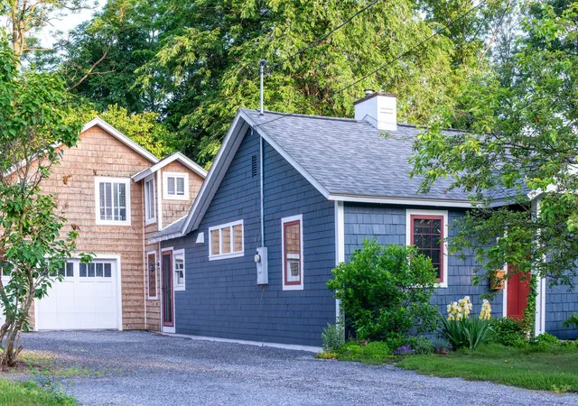 Photo 1 of Sale Pending at 49 Hayden Pkwy, South Burlington, VT 05403 | MLS# 5107708 | Listing updated on 2026-10-03