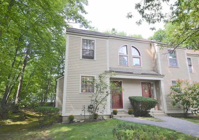 Photo 1 of Townhouse for sale at 1465 Hooksett Rd #178, Hooksett, NH 03106 | MLS# 5107714 | Listing updated on 2026-09-13
