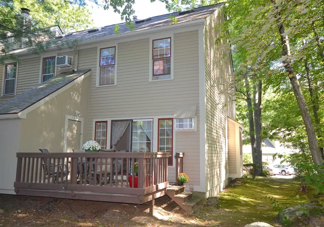 Photo 2 of Townhouse for sale at 1465 Hooksett Rd #178, Hooksett, NH 03106 | MLS# 5107714 | Listing updated on 2026-09-13