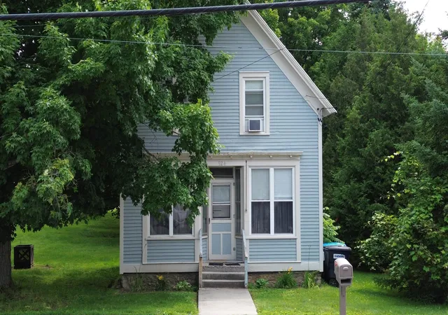 Photo 2 of Multi family home for sale at 924 & 938 Vt Route 7a, Shaftsbury, VT 05262 | MLS# 5107716 | Listing updated on 2026-09-01