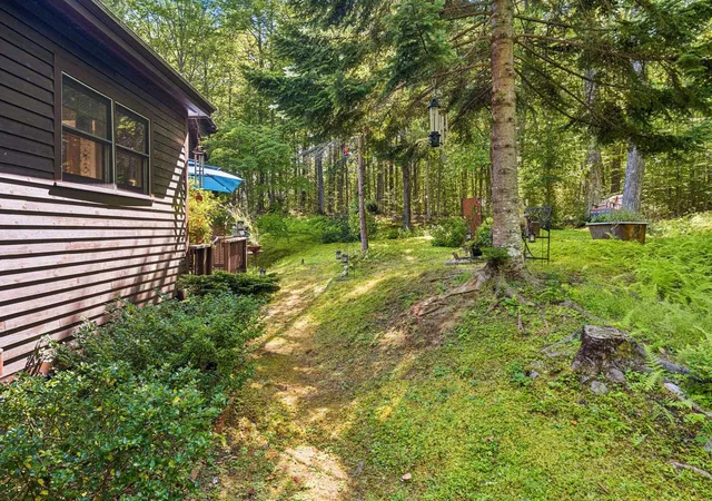 Photo 3 of Single family home for sale at 233 Brothers Rd, Hartland, VT 05048 | MLS# 5107719 | Listing updated on 2026-09-07