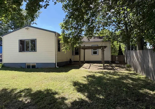 Photo 4 of Sale Pending at 11 Mohawk Ave, Essex Junction, VT 05452 | MLS# 5107743 | Listing updated on 2026-09-11
