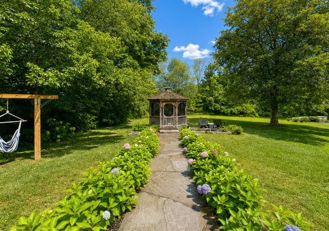 Photo 2 of Single family home for sale at 11 Arnold Dr, Enfield, NH 03748 | MLS# 5107744 | Listing updated on 2026-09-15