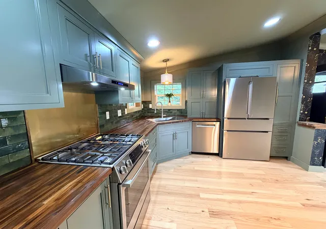 Photo 4 of Single family home for sale at 11 Arnold Dr, Enfield, NH 03748 | MLS# 5107744 | Listing updated on 2026-09-15
