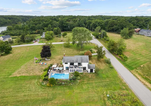 Photo 2 of Sale Pending at 2 Moody Point Dr, Newmarket, NH 03857 | MLS# 5107747 | Listing updated on 2026-09-11