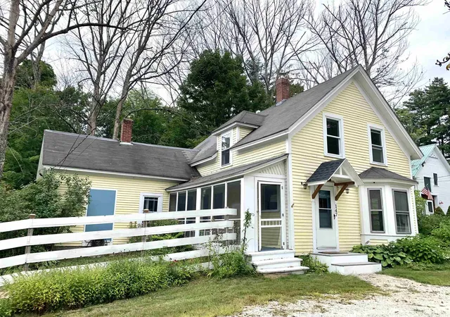 Photo 2 of Single family home for sale at 147 Conway Rd, Madison, NH 03849 | MLS# 5107748 | Listing updated on 2026-09-18
