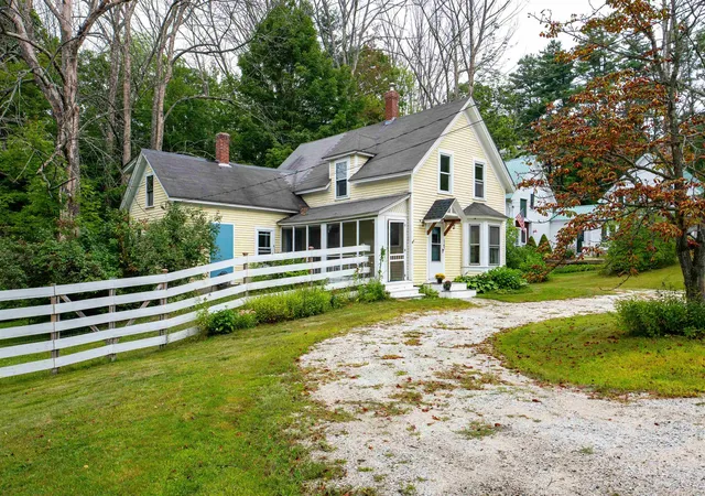 Photo 4 of Single family home for sale at 147 Conway Rd, Madison, NH 03849 | MLS# 5107748 | Listing updated on 2026-09-18